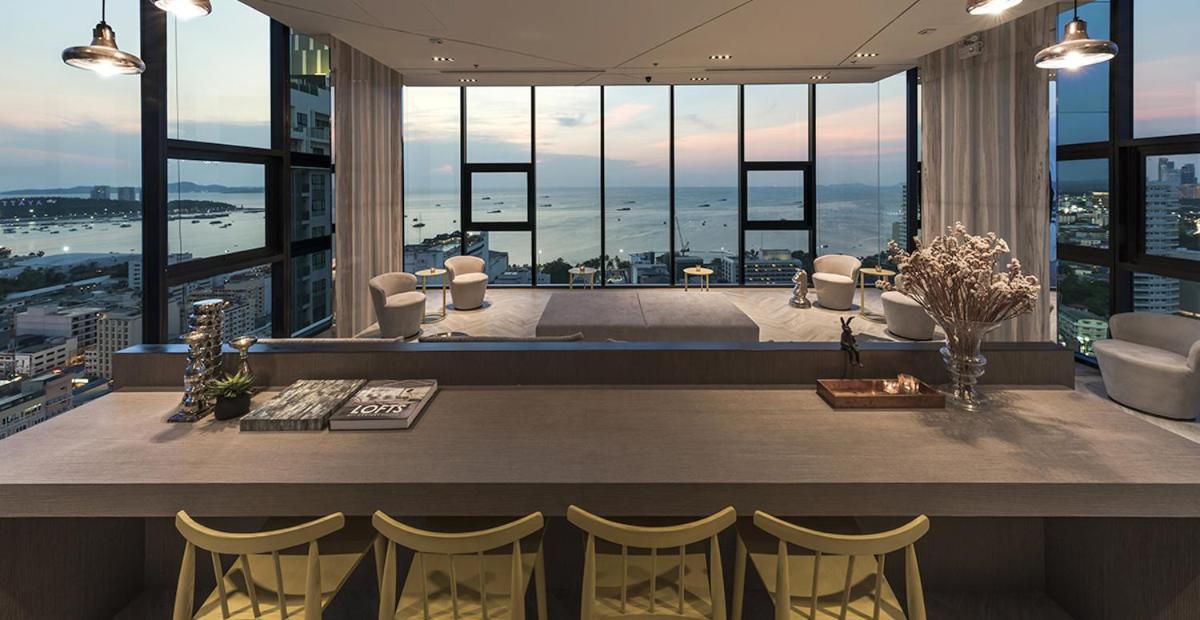 The Base Central Pattaya By Wcc Apartment Exterior photo